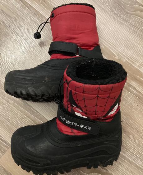 Snehule spiderman, marvel,30