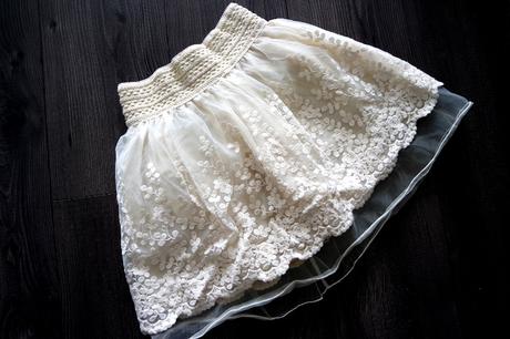 Čipkovaná sukňa, elegantná v. 128-134, 134