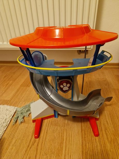 Hliadkovacia veža paw patrol, 