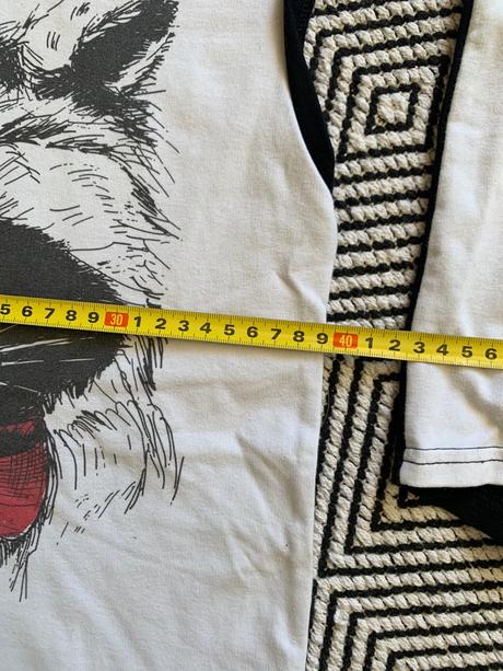 Teplákova vesta 128, 128