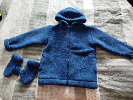 Kabát+rukavice, 134