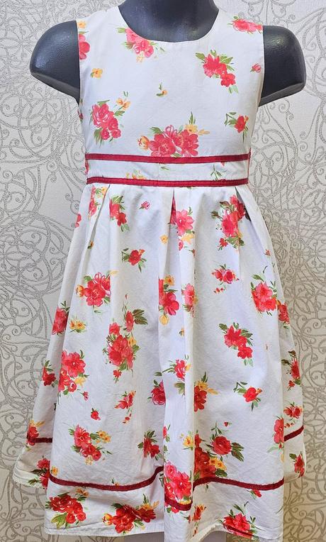 Kvetinkové šaty, george,110