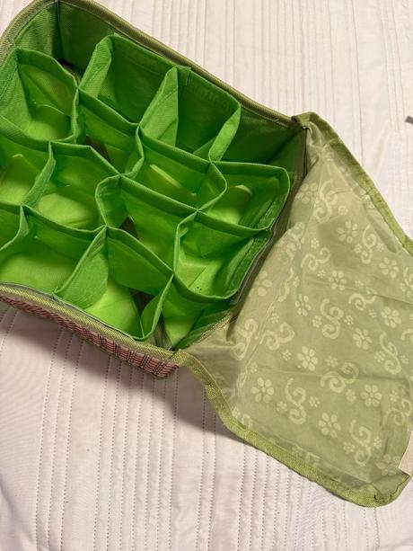 Úložný organizér 25 25 cm,