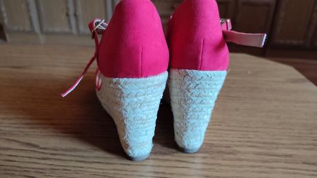 Sandále dee zee, 38