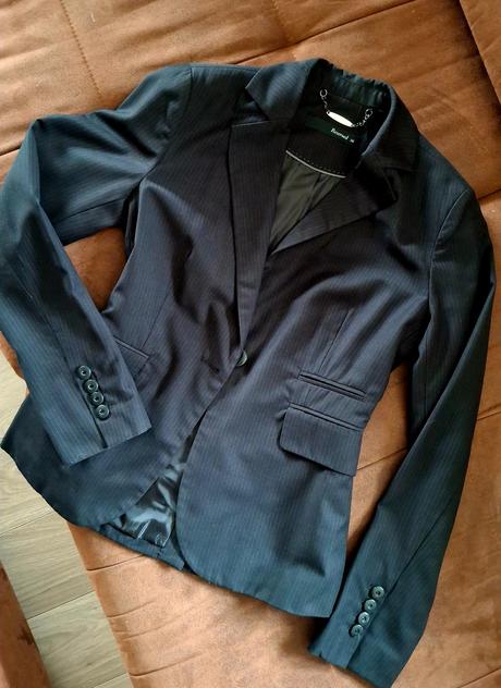 Kostým komplet 3 diely, reserved,36
