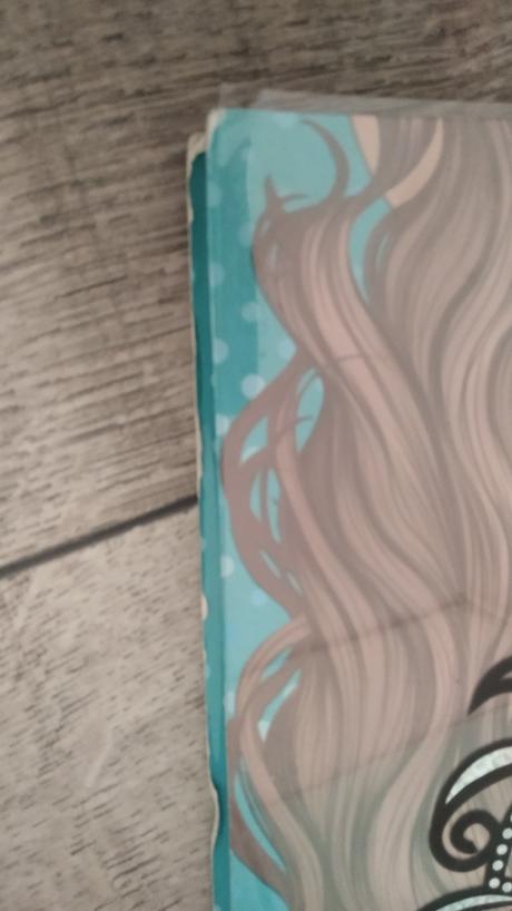 Top model make up designer,