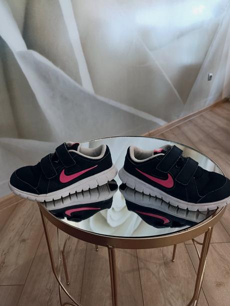 Dievčenské tenisky, nike,28
