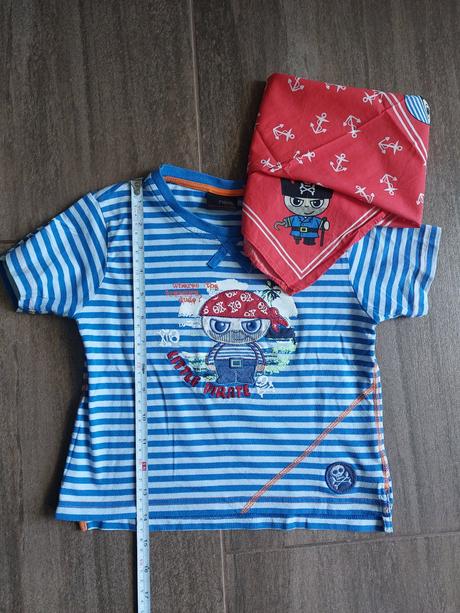Piratske tricko so satkou, next,104