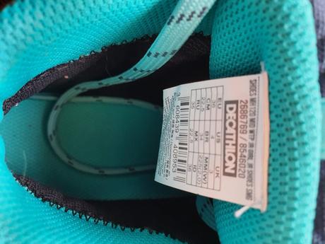 Nepremokava turisticka obuv quechua, 35