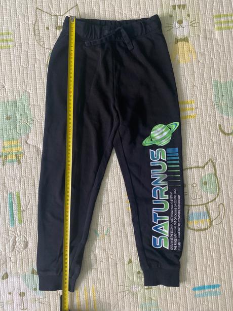 Teplaky s vesmirnou potlacou, h&m,128