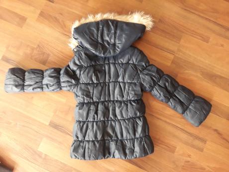 Dievc.zimna bunda c.128, h&m,128
