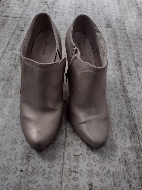 Dámske topánky, 41