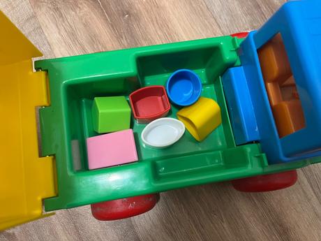Hračka vkladacie auto, 