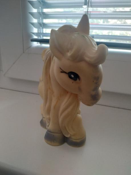 Retro gumená hračka - koník vzácny nález,