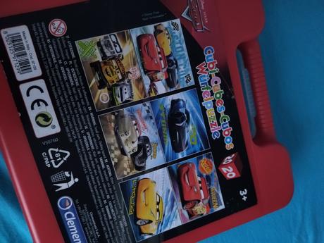 Kocky mcqueen v puzdre málo hrané,