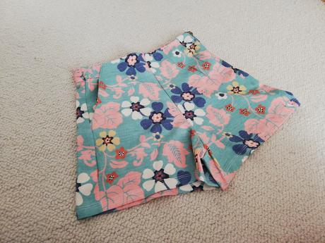 Retro elegantné šórtky s, s