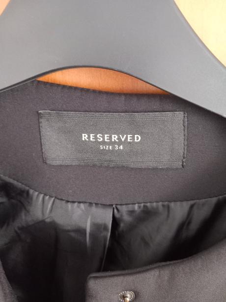Čierny kabatik, reserved,34