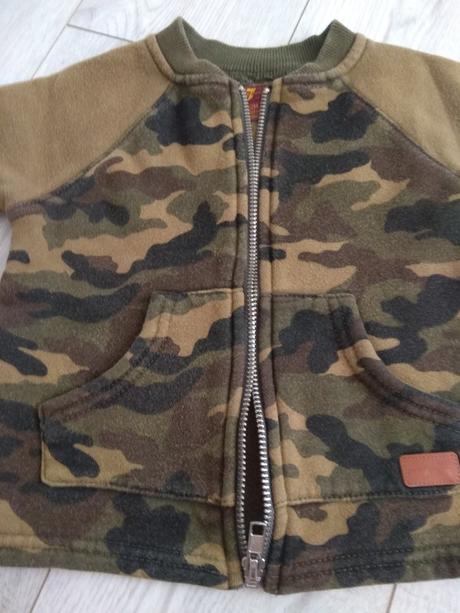 Maskačová mikinka, 80