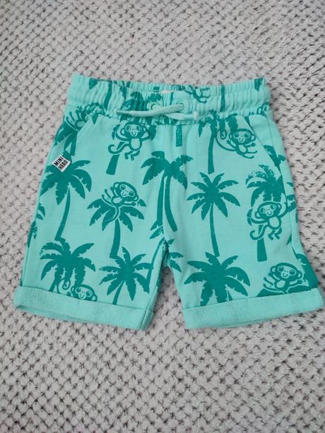 Kraťasy, v 92, f&f,92