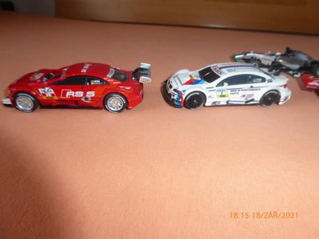 Formule a pretekárske autá, 2e/kus, 