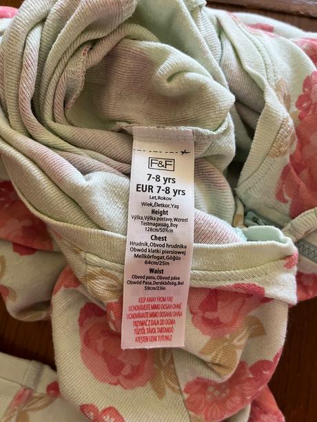 Pyžamkový overal s kvetmi 122/128, f&f,122