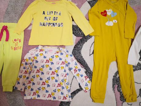 Balík 86/92 a 92 tepláky, tričká, pyžamko, svetrík, 86–98