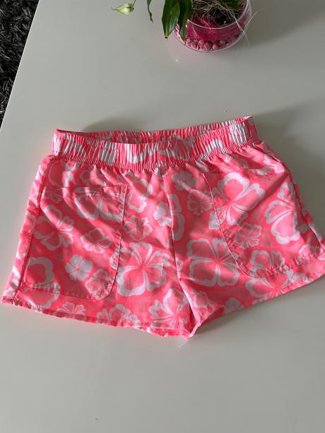 Šortky, pepco,134