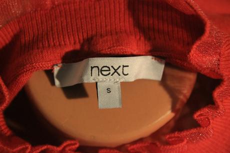 Červený sveter, next, s