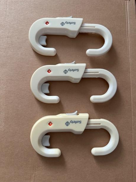 Bezpecnostne zamky na dvere 3ks, safety 1st