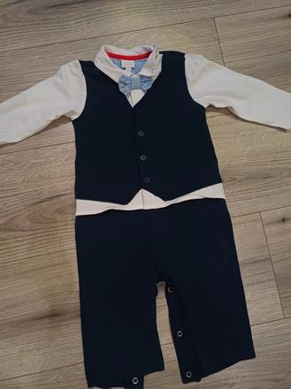 Slávnostné oblečenie pre bábätko, 80