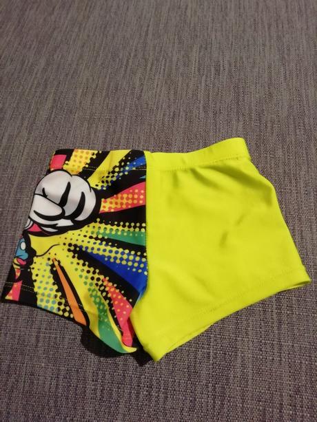 Plavky v top stave, 98