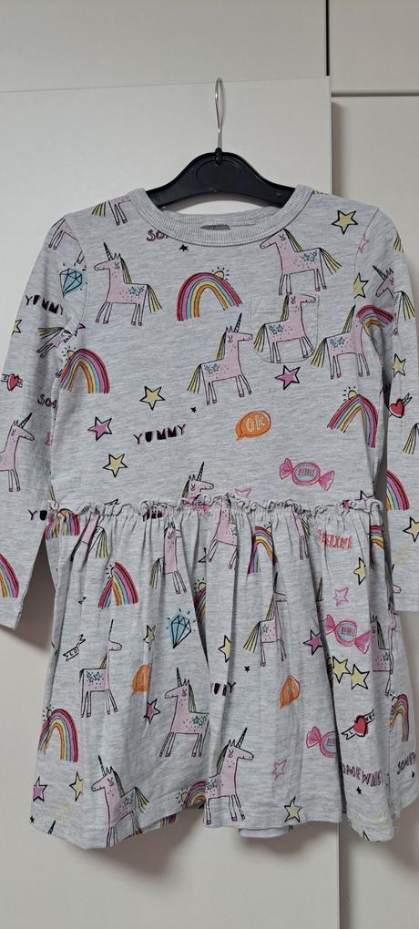 Šedé šaty, next,104