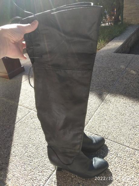 Krasne kozene čižmy, 38