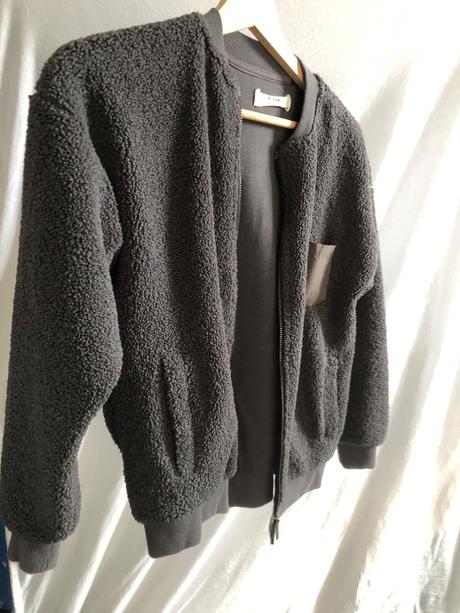 Mega bunda 140, reserved,140