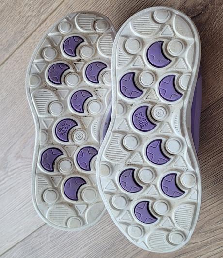 Tenisky 1+1 zadarmo, lupilu,29