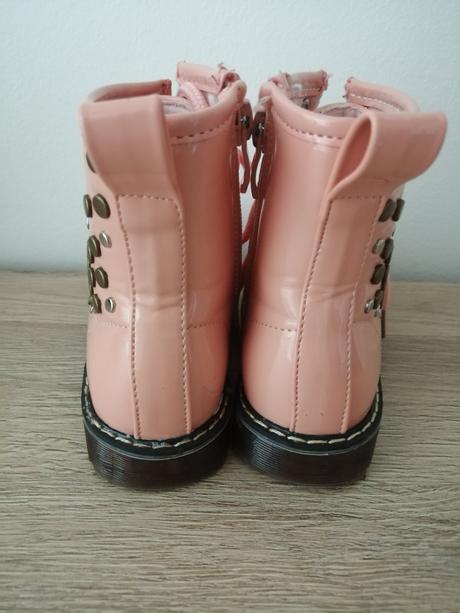 Prechodné topánky, 25