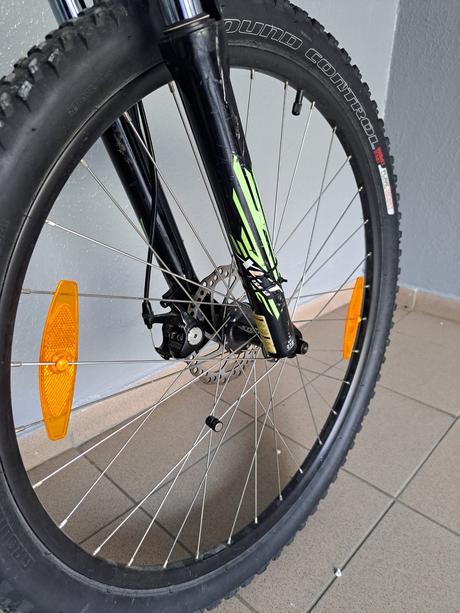 Bicykel xs, specialized,26