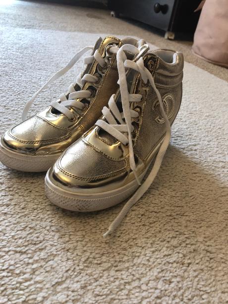 Platformové tenisky, 39