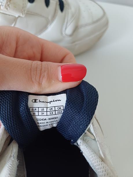 Tenisky, champion,35