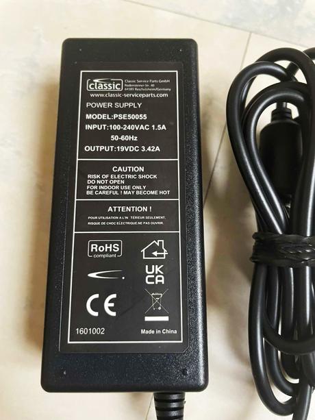 Adaptér/nabíjačka/náhradný zdroj pre notebook, 