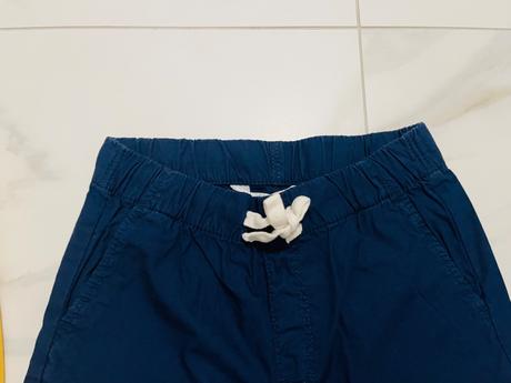 Zlte a modre kratke nohavice, zara,134