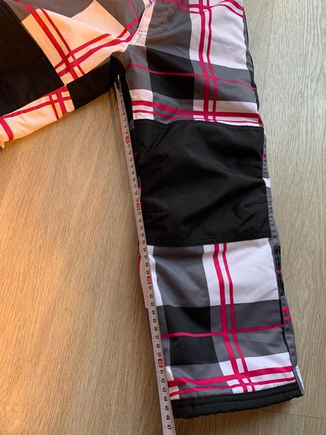 Zimná súprava-vetrovka a lyžiarske nohavice, 122