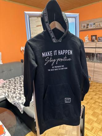 Predĺžená mikina, 146