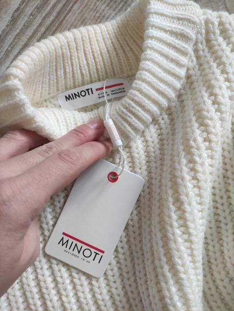 Sveter minoti, minoti,104