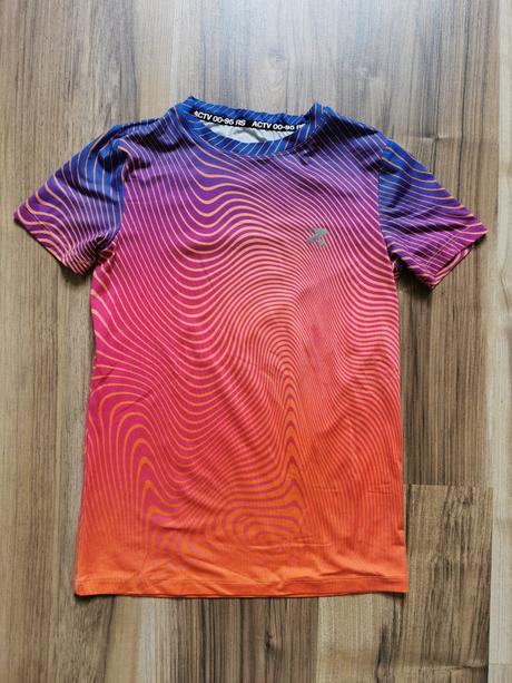 Funkčné tričká, 146