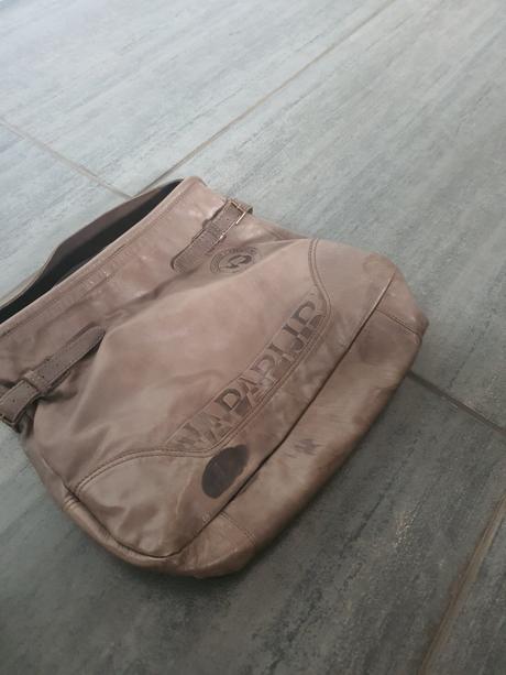 Napapijri, napapijri