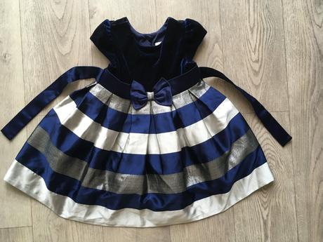 Dievčenské šatočky, 98