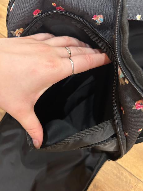 Roxy ruksak, taška s kvetinkami,