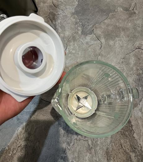 Kuchynský robot eta gratussino bravo ii 0023 90070, eta