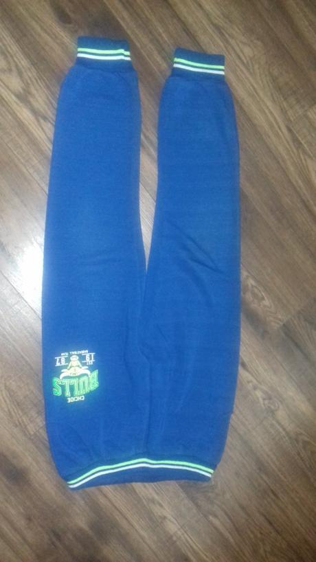 Chlapcenske teplaky, 146